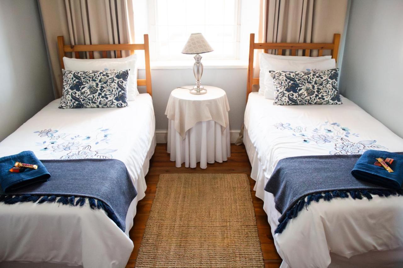 Bed and Breakfast De Oude Yotclub Oudtshoorn Exterior foto