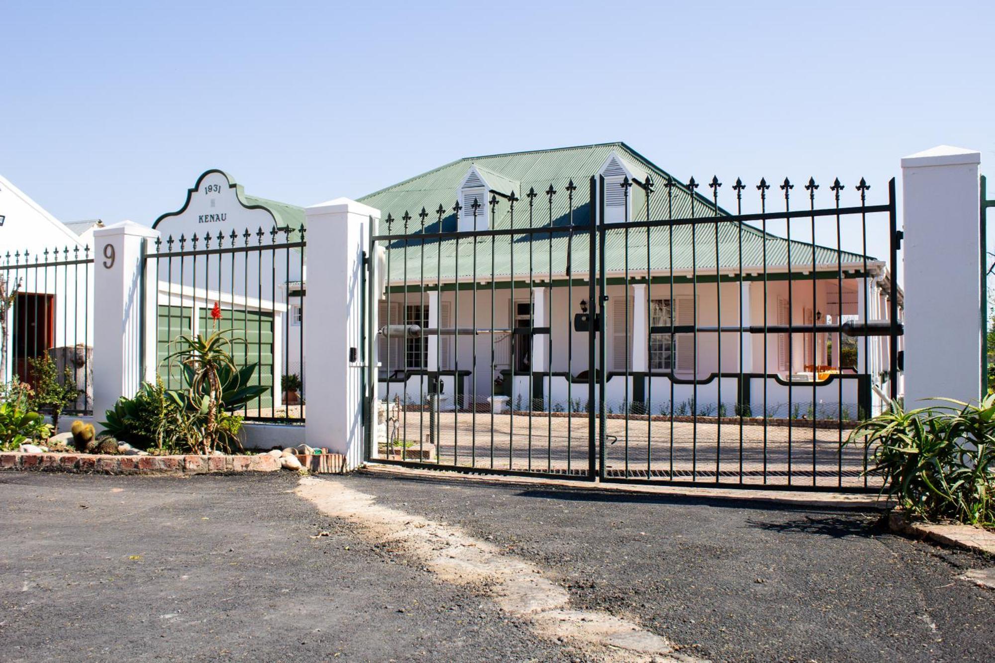 Bed and Breakfast De Oude Yotclub Oudtshoorn Exterior foto